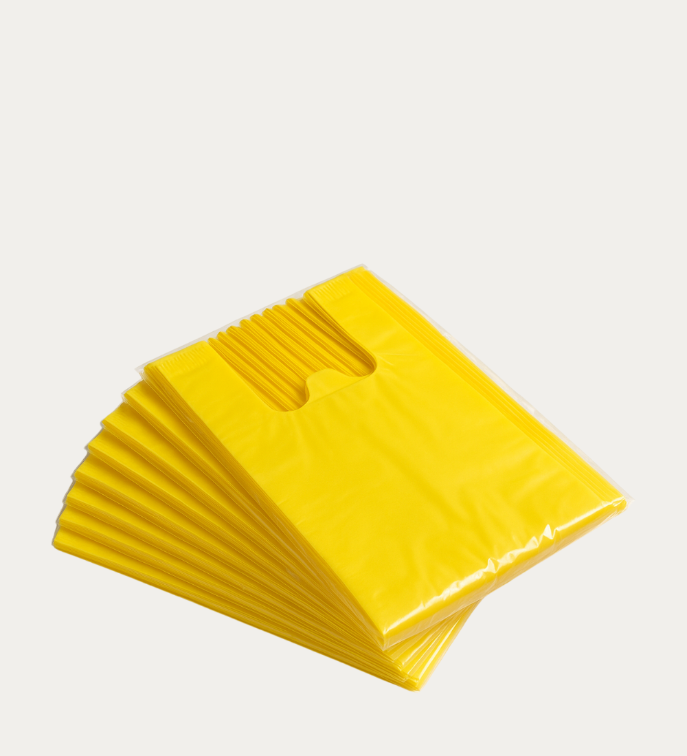 215 large LD yellow plastic bags in 10 packets of 2kg for retail, catering, and industrial use in Qatar